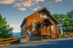 Breathtaking VIEWS! 2BR Gameroom HOT TUB FREE Attraction Tickets